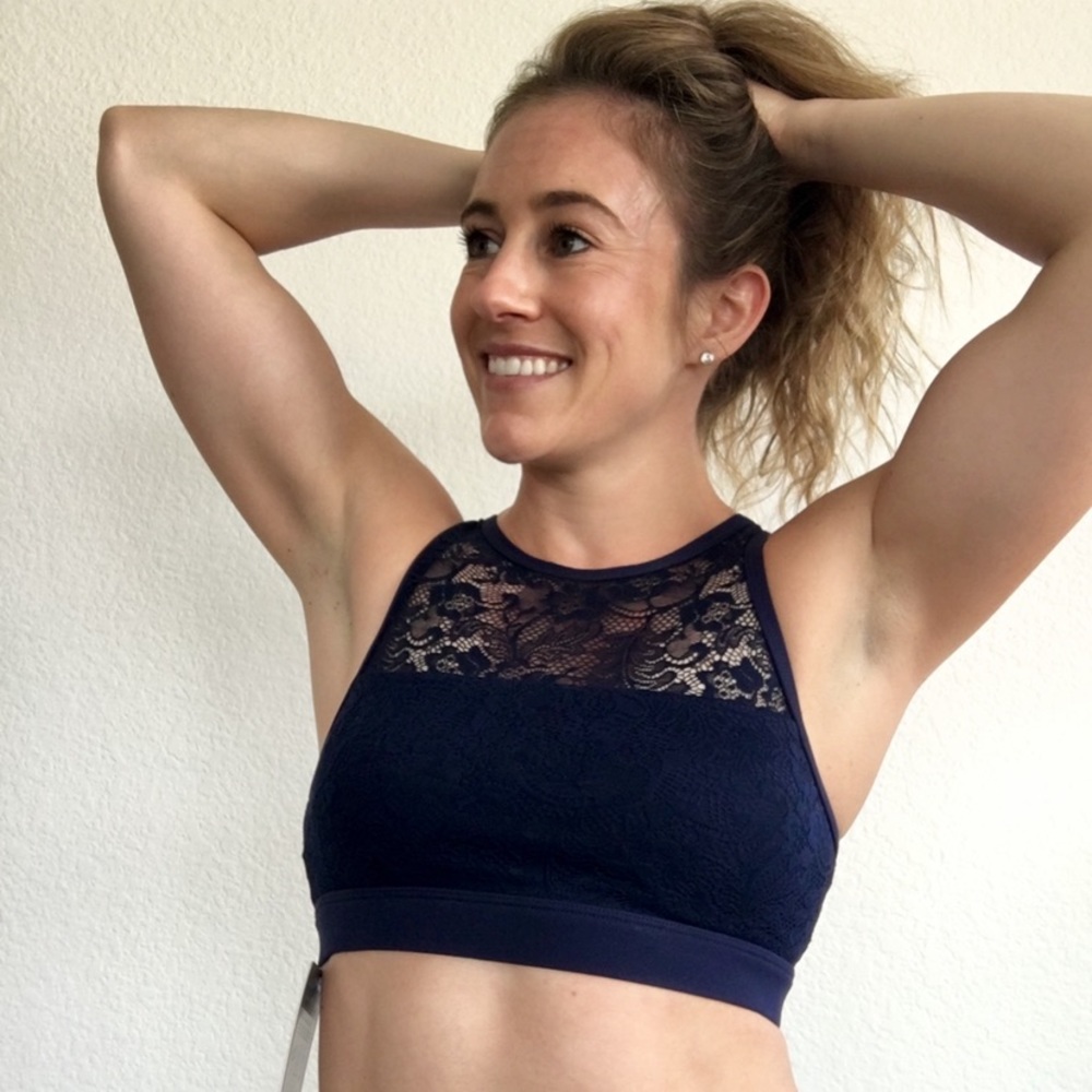 Lorna Jane Lace Sports Bra